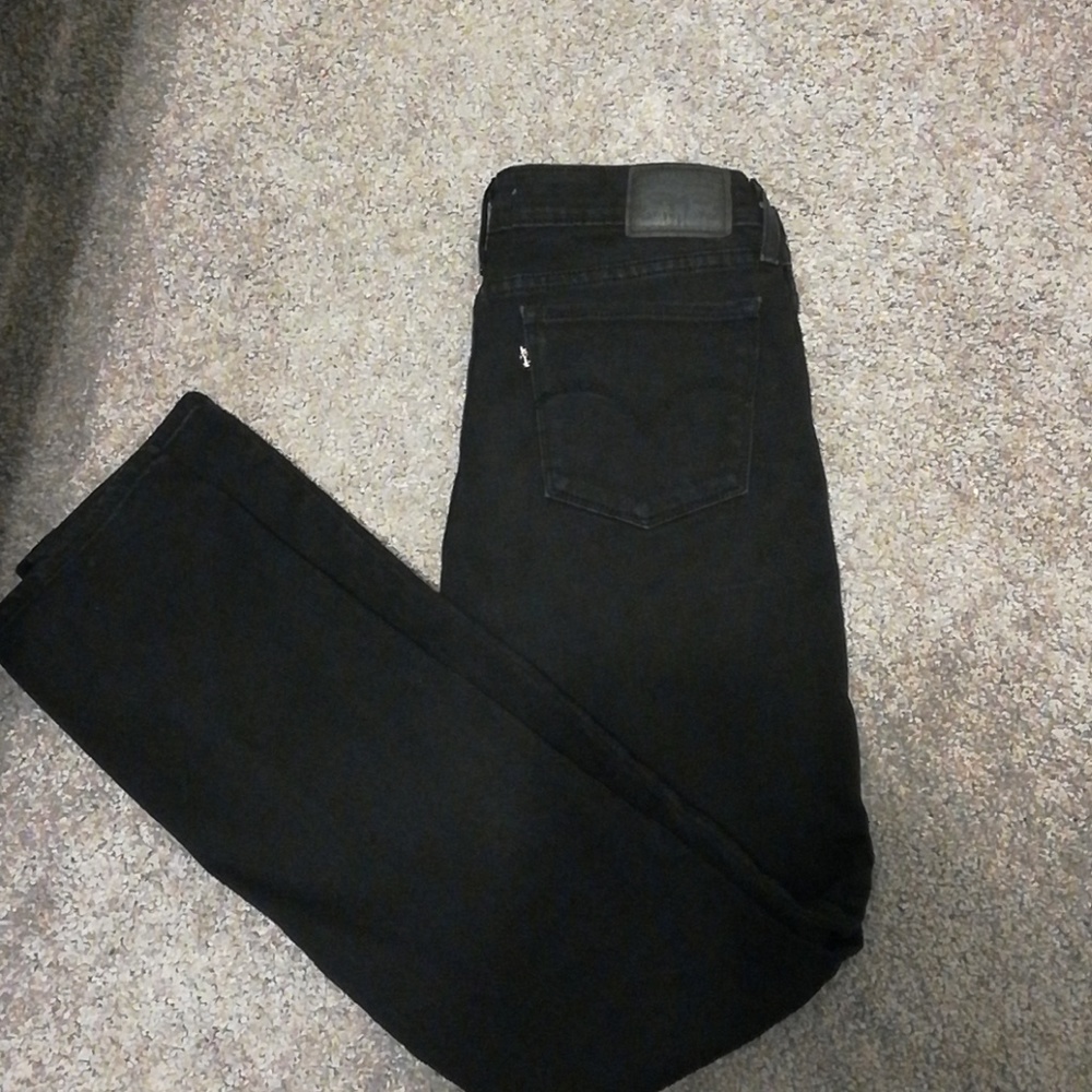 712 slim black levis size 30